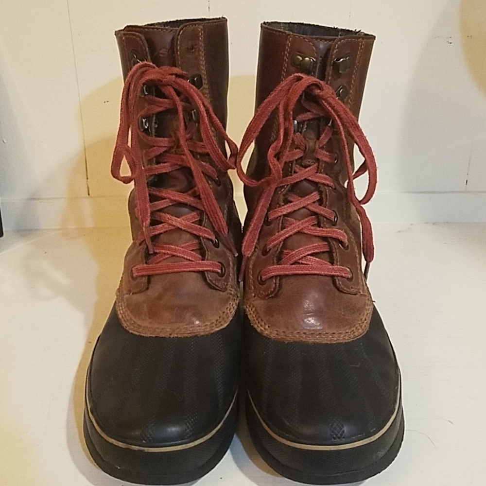 Men's size 10 Sorel Kitchener Frost Boots